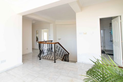 Продажа виллы в Гирне, Северный Кипр 5 комн., 536м2, №211812 – фото 10