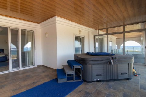 Продажа виллы в Гирне, Северный Кипр 5 комн., 536м2, №211812 – фото 17