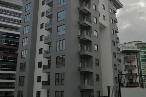 1+1 Leilighet  i Mahmutlar, Antalya, Tyrkia Nr. 231608
