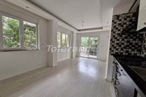 Продажа квартиры  в Анталье, Турция 1+1, 50м2, №213711 – фото 14