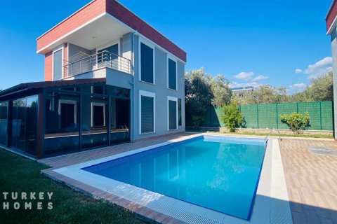 Villa  3+1  Ayvalık, Balıkesir, Türkiye №232917