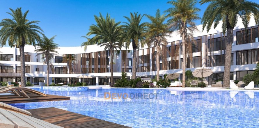 2+1 Apartment  in Bogazi, Famagusta, Northern Cyprus No. 226135