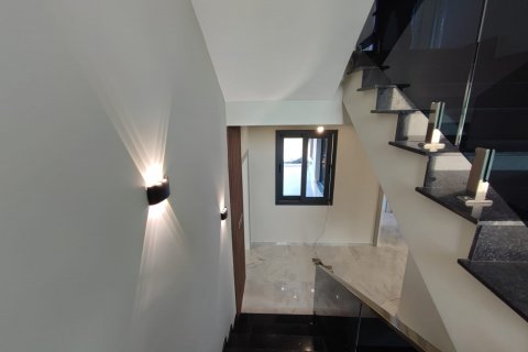 ویلا در  Girne ، ترکیه 440 متر مربع.  شماره 139409 - 25