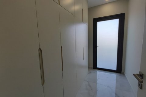 ویلا در  Girne ، ترکیه 440 متر مربع.  شماره 139409 - 26