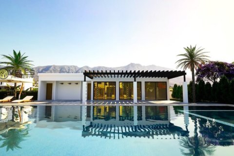 Продажа виллы  в Караогланоглу, Гирне, Северный Кипр 3+1, 218м2, №213977 – фото 3