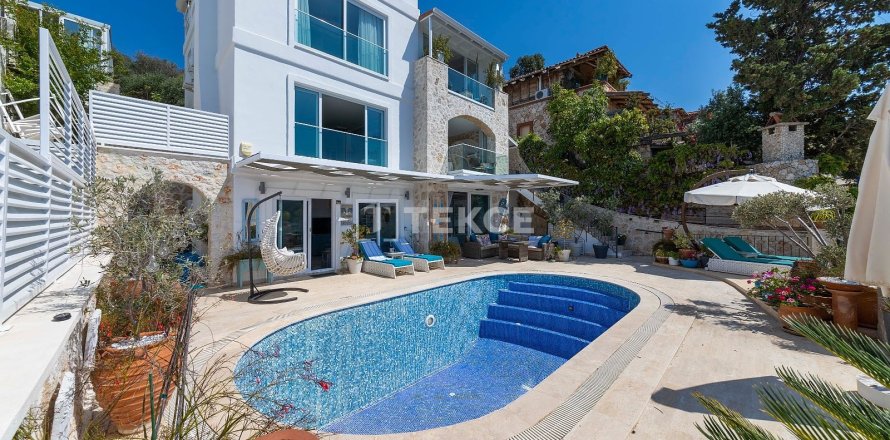 4+1 Villa i Kas, Antalya, Tyrkiet Nr. 215077