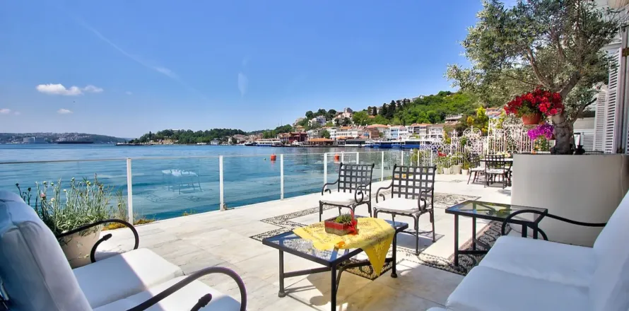 5+1 Villa i Istanbul, Tyrkiet Nr. 222068