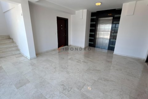 آپارتمان در  Serik ، ترکیه 3 خوابه ، 110 متر مربع.  شماره 223388 - 23