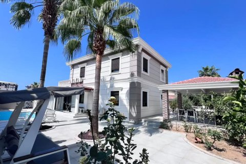 3+1 Villa  i Mahmutlar, Antalya, Turkiet Nr. 218719 - 2