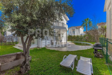 Продажа виллы  в Белеке, Анталье, Турция 4 комн., 240м2, №212165 – фото 6