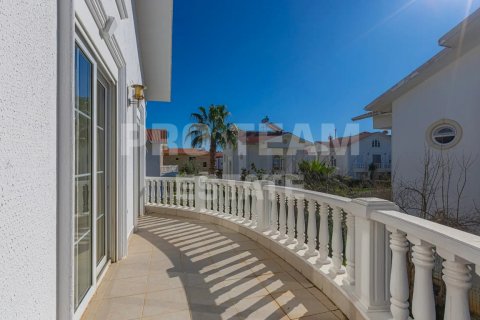 Продажа виллы  в Белеке, Анталье, Турция 4 комн., 240м2, №212165 – фото 23