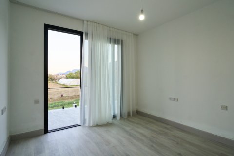 4+1 Villa  in Alsancak, Girne,  Nr. 214063 - 16