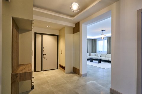 4+1 Villa  in Alsancak, Girne,  Nr. 214063 - 6