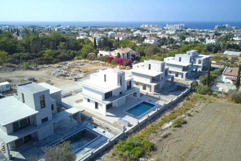 3+1 Villa  in Alsancak, Girne,  Nr. 214064 - 2