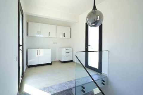3+1 Villa  in Alsancak, Girne,  Nr. 214064 - 18