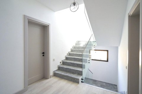 3+1 Villa  in Alsancak, Girne,  Nr. 214064 - 6