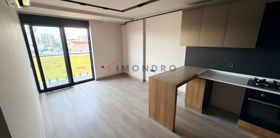 1+1 Apartment  in Konyaalti, Antalya, Turkey No. 238118