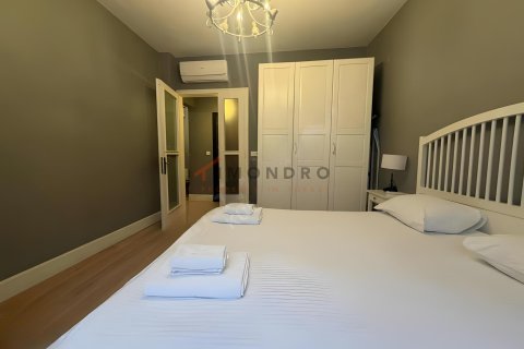 2+1 Lägenhet  i Beyoglu, Istanbul, istanbul, Turkiet Nr. 237888 - 15