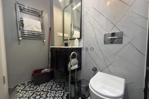 2+1 Lägenhet  i Beyoglu, Istanbul, istanbul, Turkiet Nr. 237888 - 14