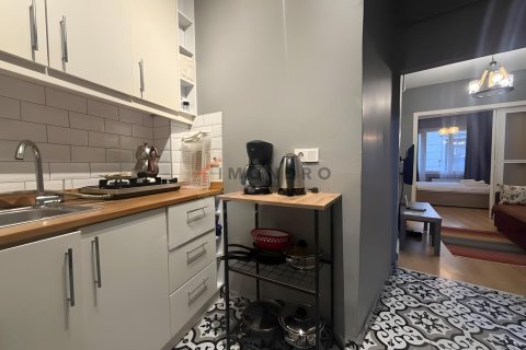 2+1 Lägenhet  i Beyoglu, Istanbul, istanbul, Turkiet Nr. 237888 - 8
