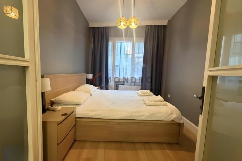 2+1 Lägenhet  i Beyoglu, Istanbul, istanbul, Turkiet Nr. 237888 - 11