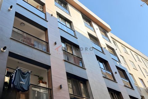 2+1 Lägenhet  i Zeytinburnu, Istanbul, istanbul, Turkiet Nr. 237894