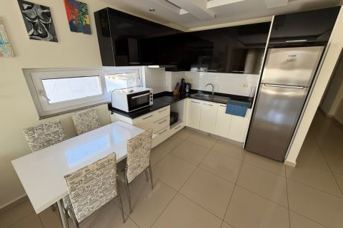 آپارتمان در  Cikcilli ، ترکیه 98 متر مربع.  شماره 222382 - 10