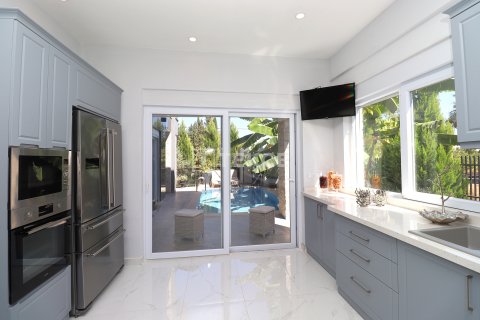 Villa for sale  in Dosemealti, Antalya, Turkey, 4 bedrooms, 314m2, No. 211623 – photo 19