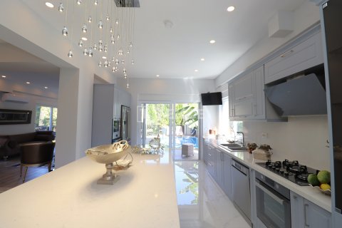 Villa for sale  in Dosemealti, Antalya, Turkey, 4 bedrooms, 314m2, No. 211623 – photo 16