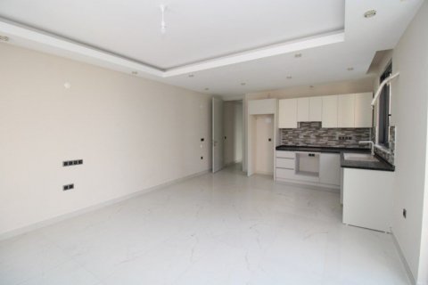 Lejlighed i Mahmutlar, Antalya, Tyrkiet Nr. 211617 - 18