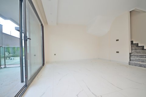 Аренда квартиры  в Аланье, Анталье, Турция 2+1, 100м2, №216733 – фото 3