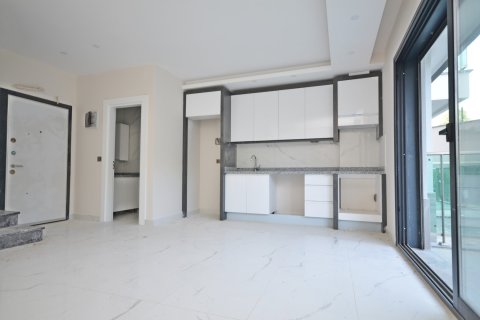 Аренда квартиры  в Аланье, Анталье, Турция 2+1, 100м2, №216733 – фото 8