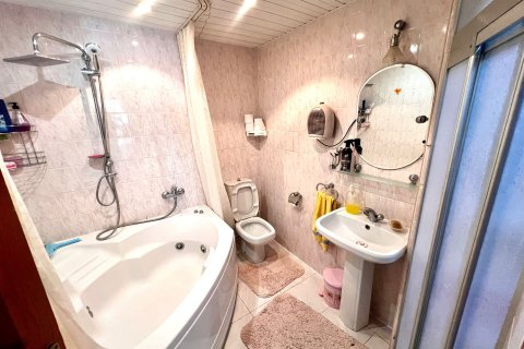 3+1 Lejlighed  i Mahmutlar, Antalya, Tyrkiet Nr. 221278 - 13