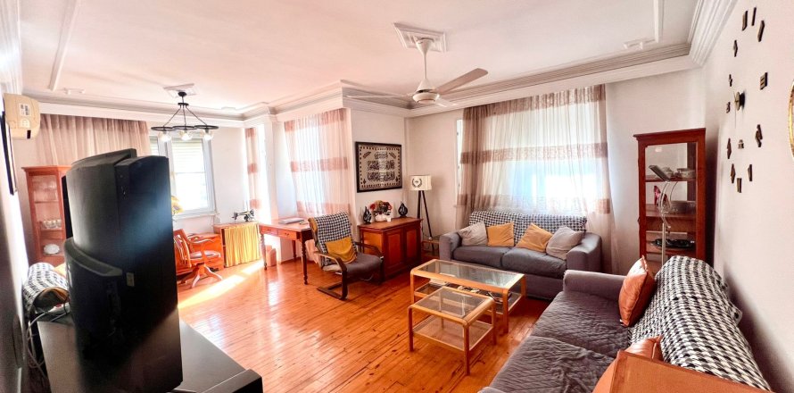 3+1 Lejlighed  i Mahmutlar, Antalya, Tyrkiet Nr. 221278