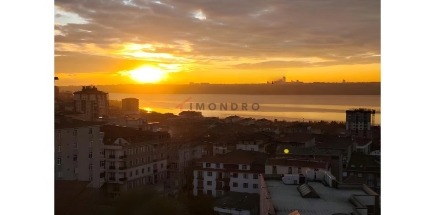 3+1 Lägenhet  i Küçükçekmece, Istanbul, istanbul, Turkiet Nr. 221284