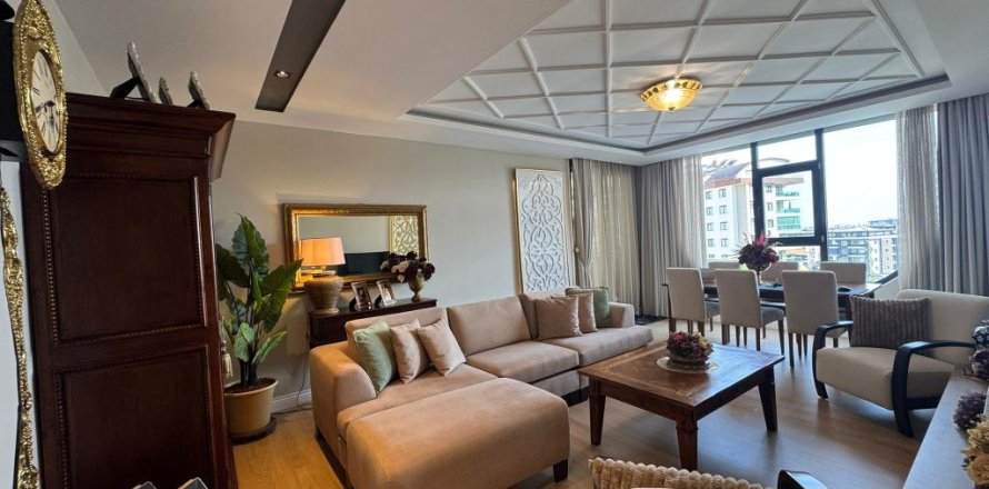 Lägenhet  i Oba, Antalya, Turkiet Nr. 212999