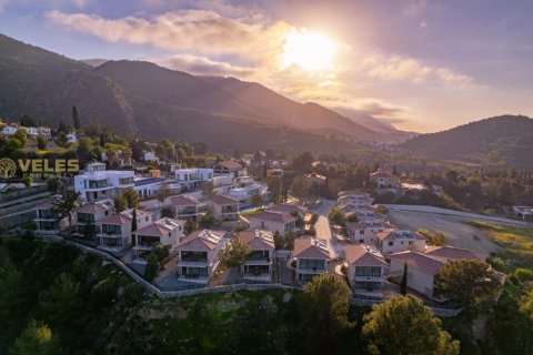 2+1 Lejlighed  i Alsancak, Girne,  Nr. 214428 - 28