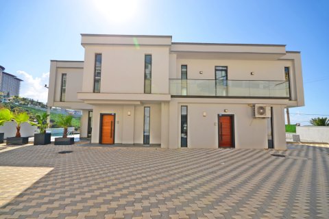 ویلا در Alanya ، ترکیه 3 خوابه ، 300 متر مربع. شماره 217798 - 17