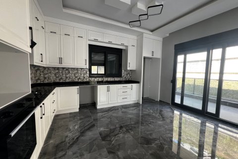 3+1 Villa  in Alanya, Antalya, Türkei Nr. 217797 - 2