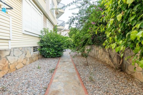 آپارتمان در  Oba ، ترکیه 2 خوابه ، 100 متر مربع.  شماره 219361 - 16