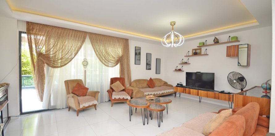 Daire  3+1  Alanya, Antalya, Türkiye №217416