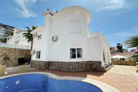 Вилла  3+1 в Аланье, Анталья, Турция №217415