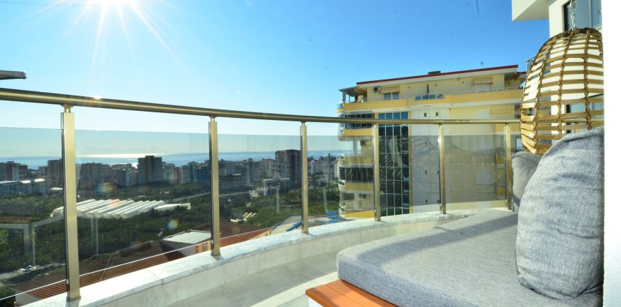 آپارتمان در  Mahmutlar ، ترکیه 1 خوابه ، 55 متر مربع.  شماره 217544