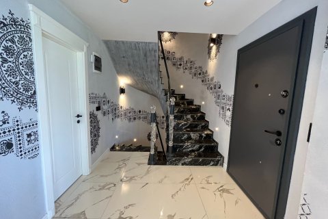 ویلا در  Alanya ، ترکیه 3 خوابه ، 210 متر مربع.  شماره 217539 - 15