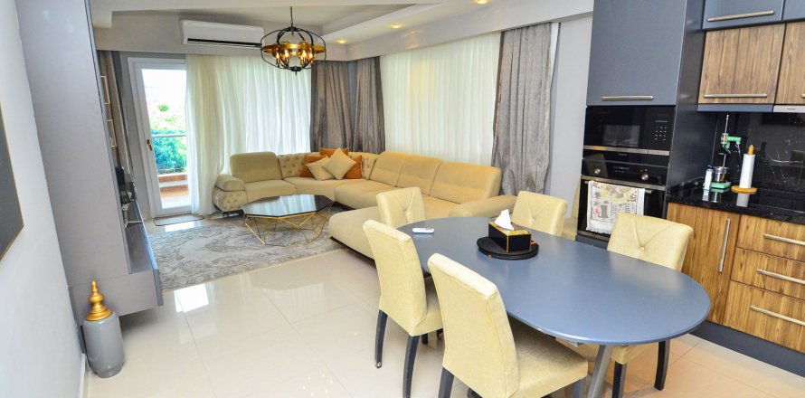 آپارتمان در  Mahmutlar ، ترکیه 3 خوابه ، 150 متر مربع.  شماره 217540