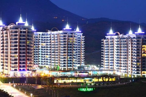 آپارتمان در  Mahmutlar ، ترکیه 3 خوابه ، 150 متر مربع.  شماره 217540 - 13