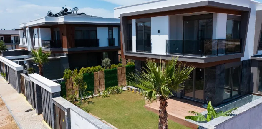 آپارتمان در  Mugla ، ترکیه 5 خوابه  شماره 223904