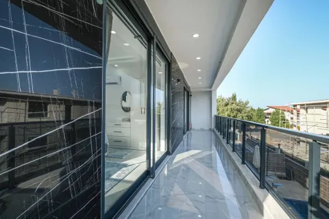 آپارتمان در  Aegean Region ، ترکیه 4 خوابه ، 232 متر مربع.  شماره 223898 - 21