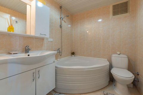 Lägenhet  i Mahmutlar, Antalya, Turkiet Nr. 216960 - 20