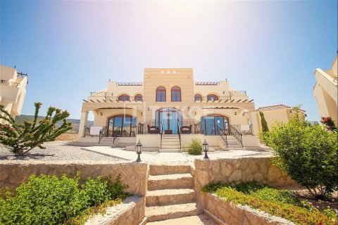 Villa for sale in Girne, Northern Cyprus, 2 bedrooms, 120m2, No. 214921 – photo 2